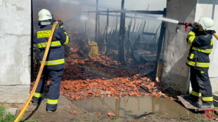 Požár budovy v Bílovci napáchal škodu za 650 tisíc korun
