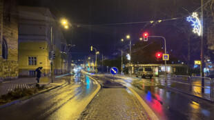 Řidič Audi srazil ženu na přechodu v Ostravě a ujel od nehody