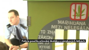 Policie poučila orlovské školáky o návykových látkách