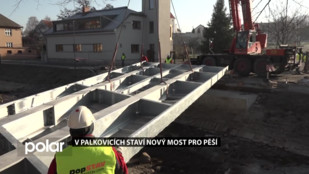 V Palkovicích staví nový most pro pěší