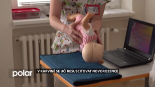 Lékaři a sestry novorozeneckého oddělení Nsp Karviná učí rodiče resuscitovat miminka