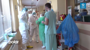 Tři lékaři se zřejmě nakazili mimo ostravskou fakultní nemocnici