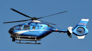 Desítky policistů i vrtulník s termovizí, v okolí Václavovic pátrali po ztracené ženě