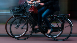 Dvě opilé cyklistky se srazily na Hlučínsku, jedna skončila v nemocnici