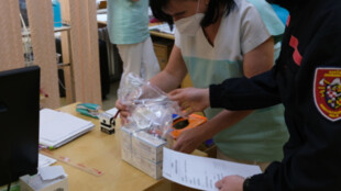 Hasiči už rozvezli po kraji přes půl milionu vakcín proti covidu