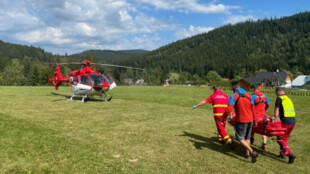 Horská služba Jeseníky ošetřovala vážně zraněné cyklisty, čtyřikrát musel přiletět vrtulník