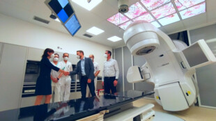 Onkologickým pacientům v novojičínské nemocnici pomůže nejnovější lineární urychlovač