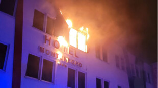 Velký požár pokoje v bruntálském hotelu způsobil škodu milion korun