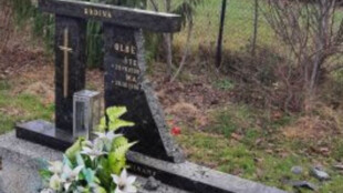 Vandal poškodil několik hrobů na hřbitově v Polance nad Odrou