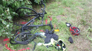 Těžké zranění 21letého cyklisty v Beskydech, střetl se s osobním autem