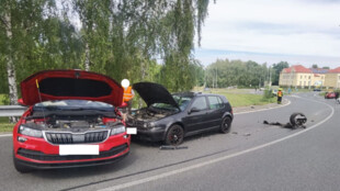 Při nehodě tří aut v Ostravě se zranily dvě děti, viník vjel do protisměru