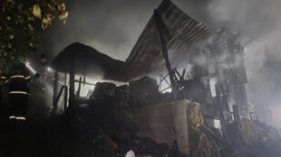 Noční požár zničil hospodářskou budovu v Malenovicích