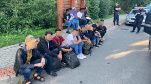 Počet migrantů v Moravskoslezském kraji narůstá, na hranicích se Slovenskem hlídkuje cizinecká policie