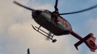 V Beskydech u Javorového se zřítil paraglidista z výšky 20 metrů