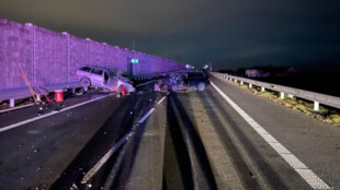 Tragická nehoda na obchvatu Opavy, čelně se srazila dvě osobní auta, nehodu nepřežila žena