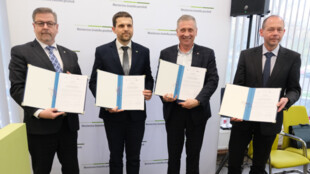 Hejtmani uhelných krajů podepsali vodíkové memorandum o spolupráci na rozvoji technologií