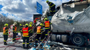 Řidič kamionu z nehody na Třinecku zemřel v nemocnici