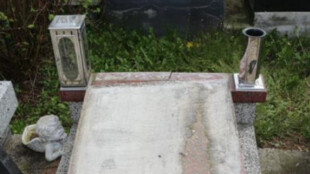 Policisté dopadli vandala, který poškodil hroby na hřbitově v Karviné