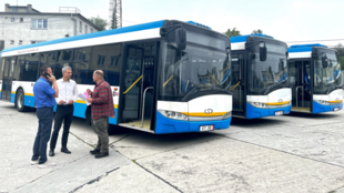 Ostrava poslala na válkou sužovaný východ Ukrajiny další autobusy