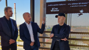 Jantarové schodiště slávy na Bolt Tower zdobí nová hvězda Eduarda Halberštáta