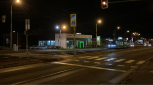Tragická nehoda v Ostravě. Seniorku srazila tramvaj při přecházení na červenou
