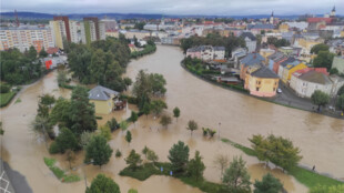 ON-LINE: Zatopené domy, uzavřené silnice. Záplavy zasáhly i Moravskoslezský kraj