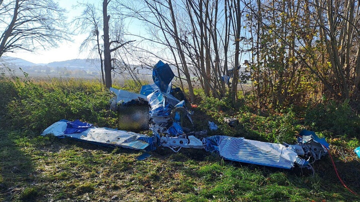 Na Opavsku spadlo malé letadlo, jeden člověk zemřel