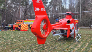 Po nárazu do stromu zemřel na Opavsku řidič osobního auta