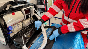 Kolegové v práci zachránili život muži po infarktu, poskytli mu rychlou první pomoc