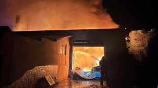 Požár autoservisu v Klimkovicích způsobil škodu za 3 miliony korun