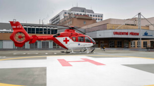 Muž v Karviné se opařil čajem. Do nemocnice ho přepravil vrtulník