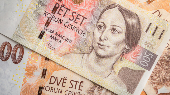 Žena si z návštěvy odnesla prsten a několik tisíc korun