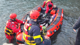 Potápěč ztratil vědomí pod vodou v lomu na Bruntálsku