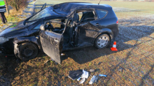 Led na vozovce komplikoval dopravu na Opavsku, policie řešila několik nehod