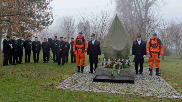 OKD uctilo památku třinácti obětí neštěstí na dole ČSM z roku 2018