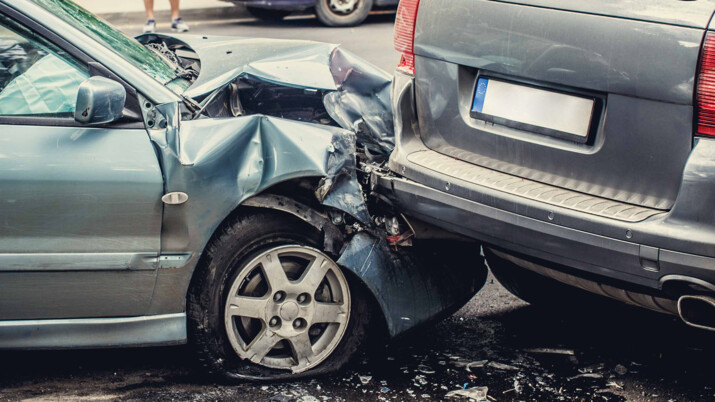 Víte, jak se chovat při dopravní nehodě? Policie upozorňuje na chyby