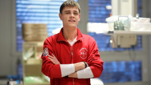 Na benzínce jí selhalo srdce. Zdravotník z FNO zachránil život seniorce