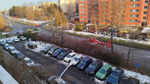 Kočárek s miminkem srazilo na přechodu pro chodce auto