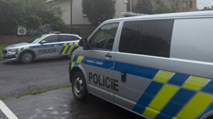 Policisté prověřují střelbu v Krnově. Na místě našli mrtvého muže