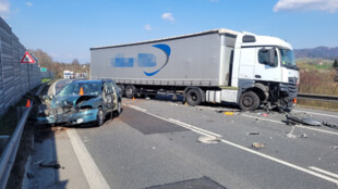 Nehoda na obchvatu zahltila Jablunkov a Návsí kamiony