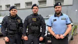 Senior zkolaboval u výslechu. Orlovští policisté mu zachránili život