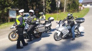 Policisté si posvítili na motorkáře. Desítky z nich porušily předpisy