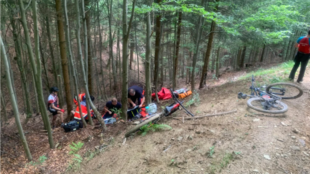 Cyklista se zranil v Beskydech, horská služba ho našla díky aplikaci Záchranka