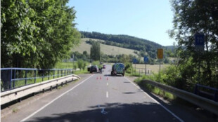 Srdce mu naskočilo až po patnácti minutách. Cyklistu po srážce s autem resuscitovali svědci