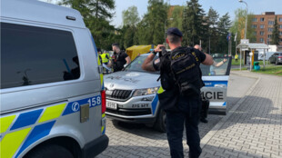 Senior odešel z domu na procházku a nevrátil se. Nakonec ho našli