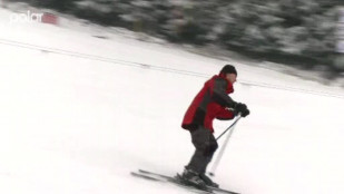 V lyžařských střediscích se lyžuje i na přírodním sněhu