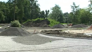 V karvinském zámeckém parku pokračují práce na nové loděnici