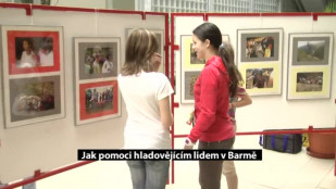 Výstava v orlovském gymnáziu upozorňuje na hladomor v Barmě