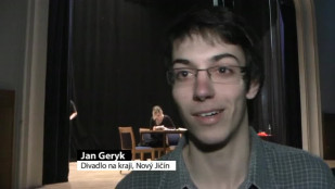 Divadelní přehlídka Opona 2012 v Novém Jičíně