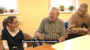 Stonavské děti četly seniorům